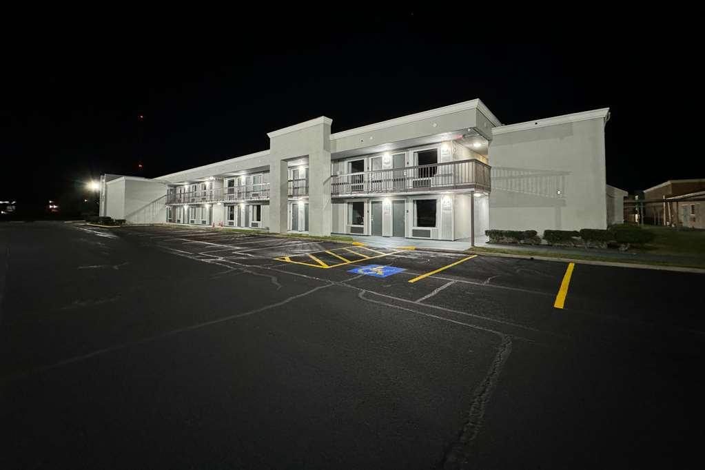 Suburban Studios Gainesville Exterior foto